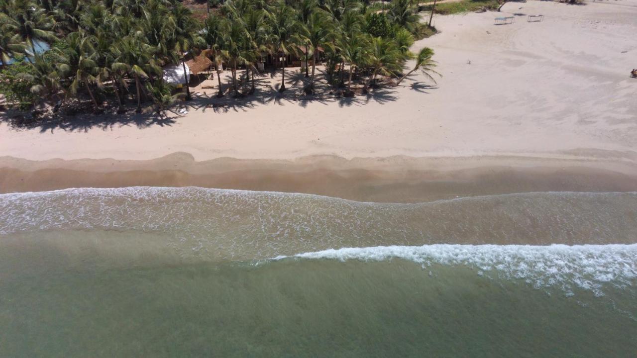 Bice Camp Bucana Beach Ель-Нідо Екстер'єр фото