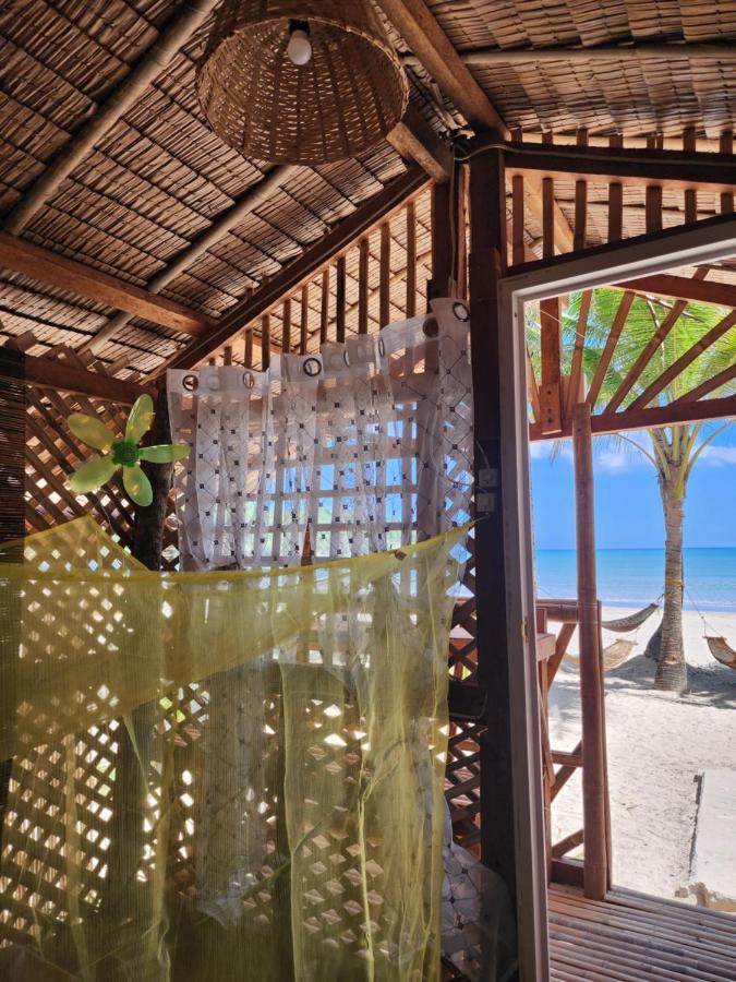 Bice Camp Bucana Beach Ель-Нідо Екстер'єр фото