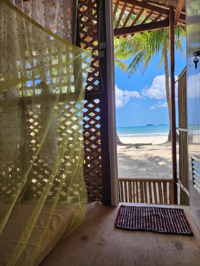 Bice Camp Bucana Beach Ель-Нідо Екстер'єр фото