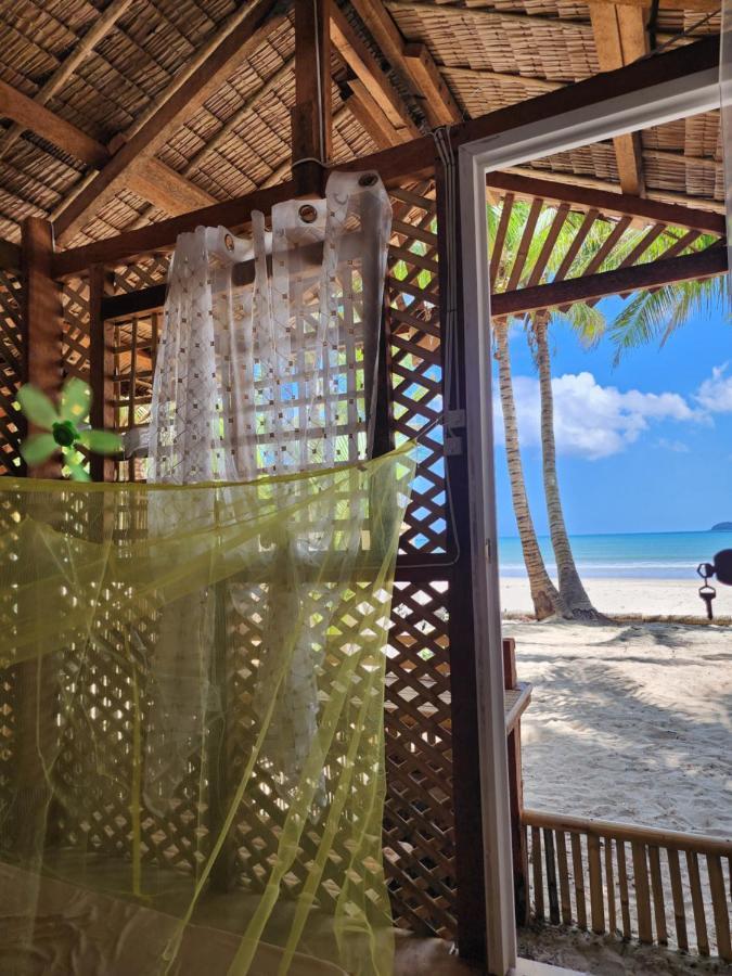 Bice Camp Bucana Beach Ель-Нідо Екстер'єр фото